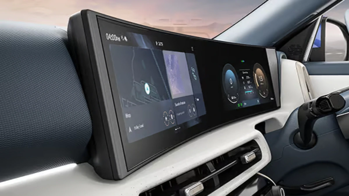 Hyundai Venue facelift India interior dashboard dual 12.3-inch displays