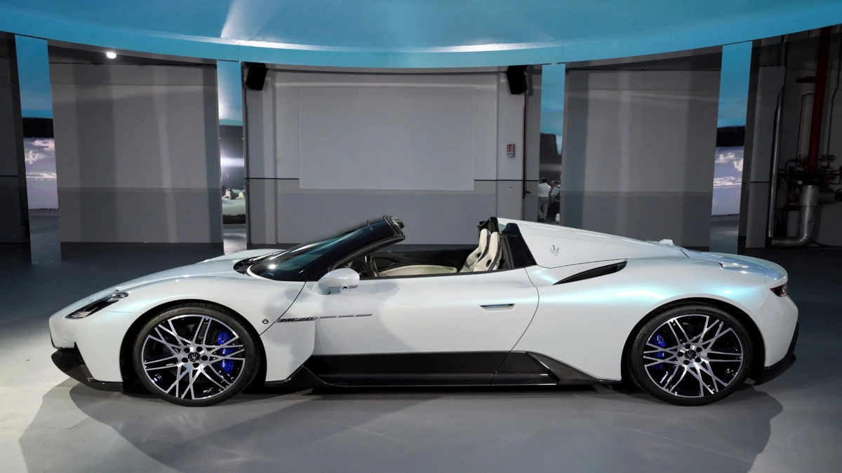 Maserati MC20 Cielo 2025