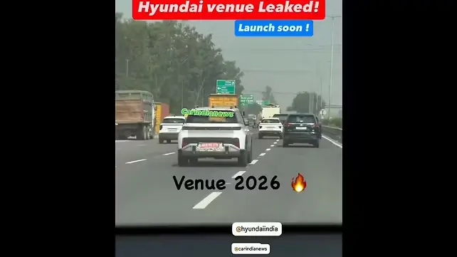 Hyundai New Venue 2025 India front three-quarter view