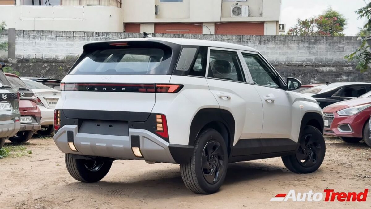 New Hyundai Venue HX2 Base Variant